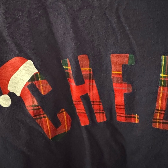 🦋Old Navy Christmas top🦋 - Picture 2 of 3